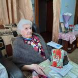 С 95-летием поздравили ветерана Великой Отечественной войны из Колывани
