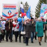Праздничное первомайское шествие вновь прошло на главной площади поселка Любинский