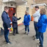 Активисты «Единой России» помогли москвичам благоустроить придомовую территорию