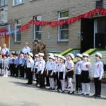 Воспитанники детского сада № 268 Ленинского района прошли маршем под военные песни