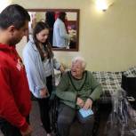Единоросс оказал помощь семья из Донбасса