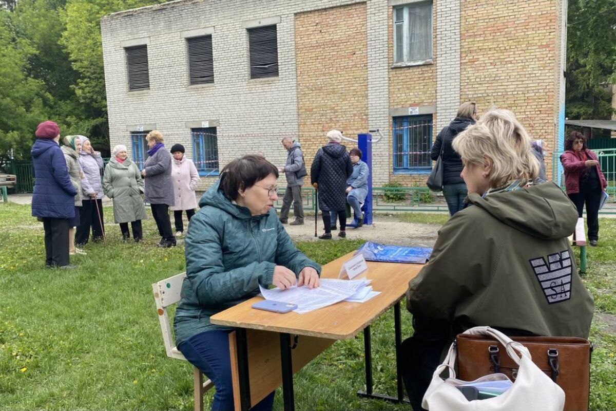 В рамках партийного проекта «Школа грамотного потребителя» прошла встреча с  жителями многоквартирных домов