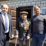 Измалковские единороссы поздравили с Днем Победы участников войны