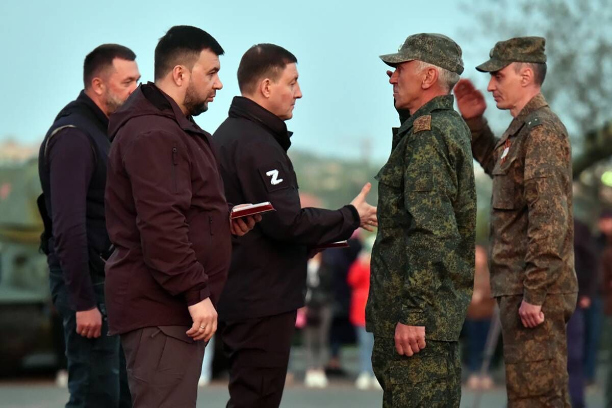 Военнослужащим ДНР вручили медали «За освобождение Мариуполя»