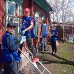 В Мордовии волонтеры «Единой России» помогли ветерану отремонтировать дом