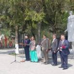 В Курском районе открыли памятник воинам