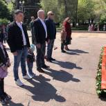 В Волгограде активисты «Единой России» почтили память погибших защитников Сталинграда