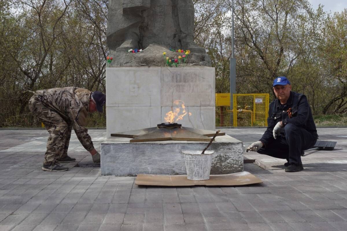 Памятник партизанам, Верхнеуральск