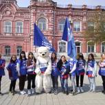Партийцы Троицка вышли на первомайский митинг на Центральную площадь города