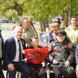 В Металлургическом районе единороссы поздравили тружеников тыла и участников Великой Отечественной войны