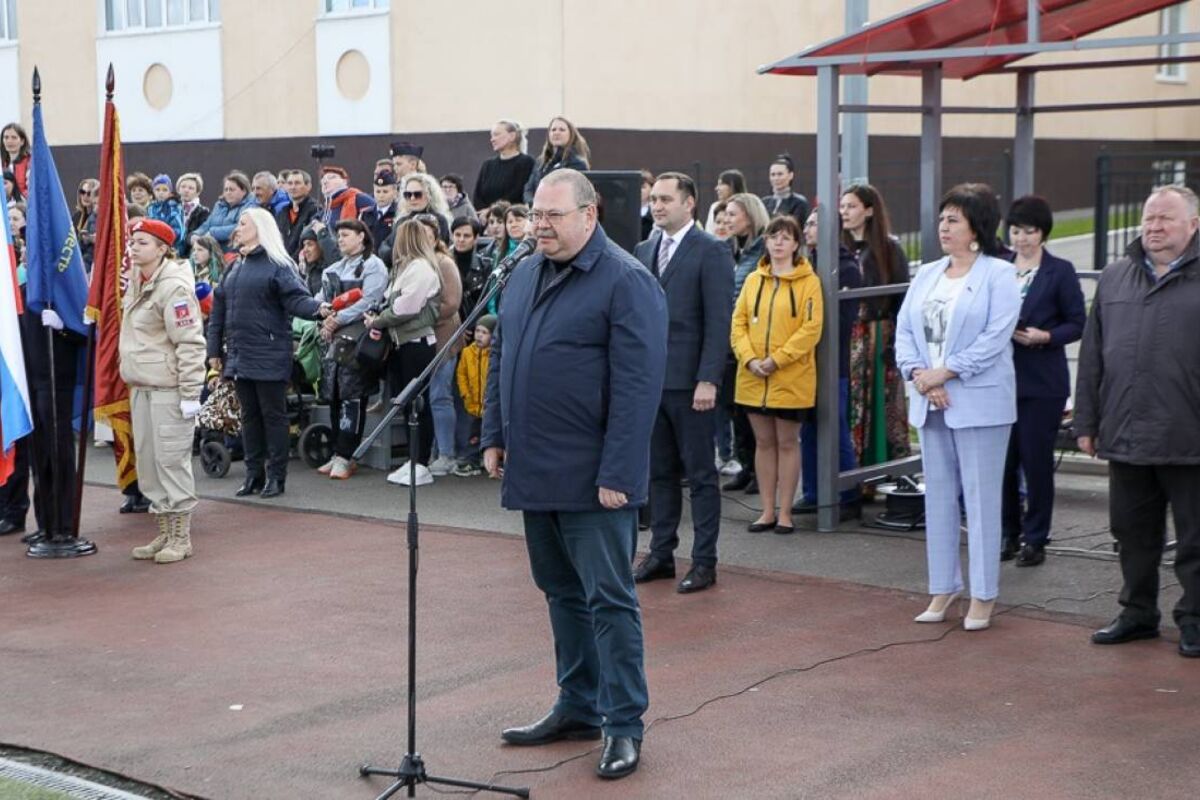 Олег Мельниченко пожелал выпускникам успешной сдачи госэкзаменов