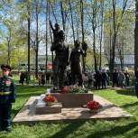 При поддержке «Единой России» в Москве открыли скульптурную композицию «Весна Победы»