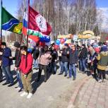 Единороссы Октябрьского района присоединились к первомайскому шествию