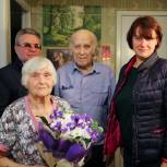 70 лет вместе: единороссы поздравили с юбилеем супругов из Калининского района Петербурга