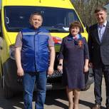 Партийцы  Еманжелинска поздравили работников скорой помощи с профессиональным праздником