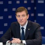 Рабочая группа по вопросам СВО внесла законопроект о приоритетном зачислении в школы, детсады и летние лагеря детей добровольцев спецоперации