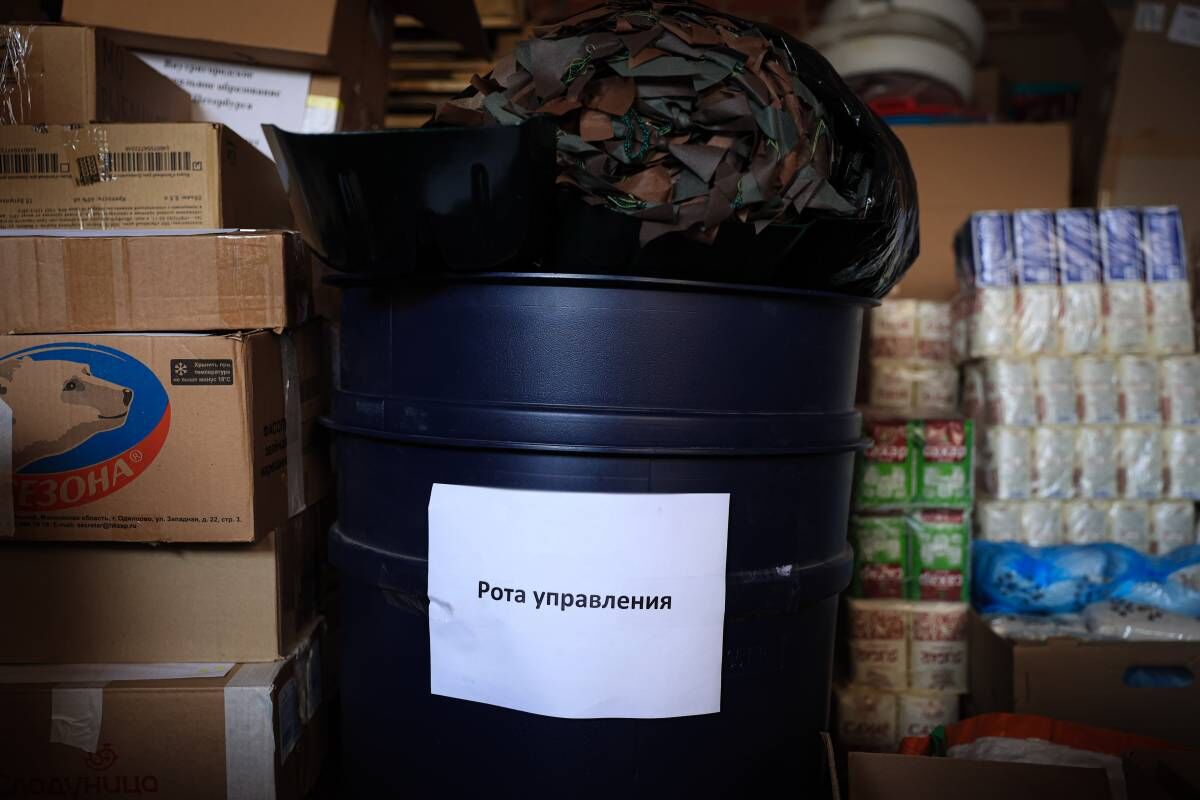 Представительницы «Женского движения Единой России» в Петербурге собрали 1,5 тонны необходимых вещей для военнослужащих
