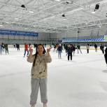 «Единая Россия» организовала бесплатные катания на коньках для детей в Якутске