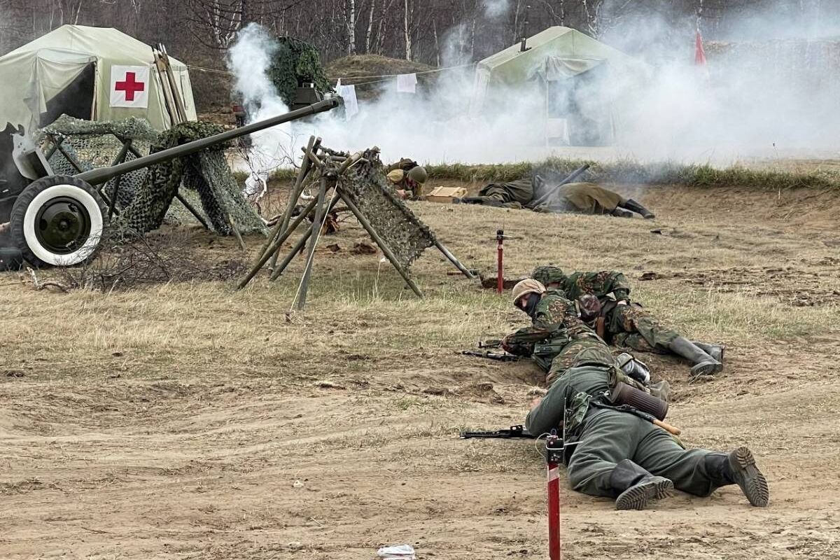 Партпроект «Историческая Память»: Новоуренгойцы реконструировали события времен Великой Отечественной войны