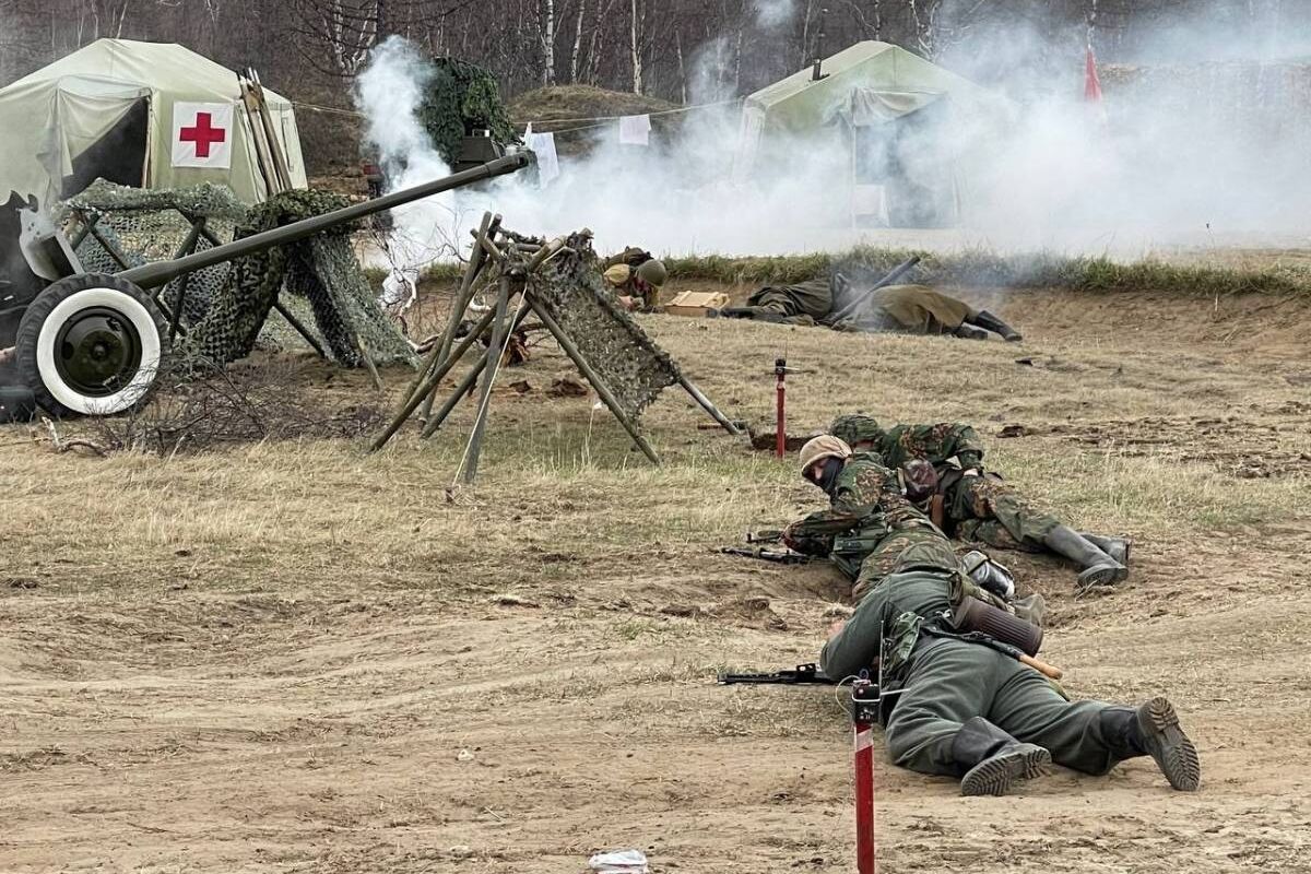 Партпроект «Историческая Память»: Новоуренгойцы реконструировали события  времен Великой Отечественной войны