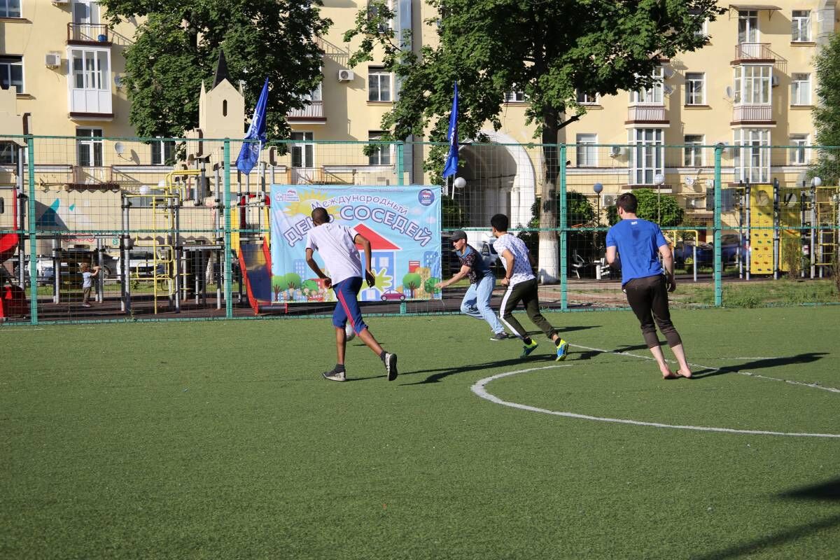 В  Грозном отметили Международный день соседей