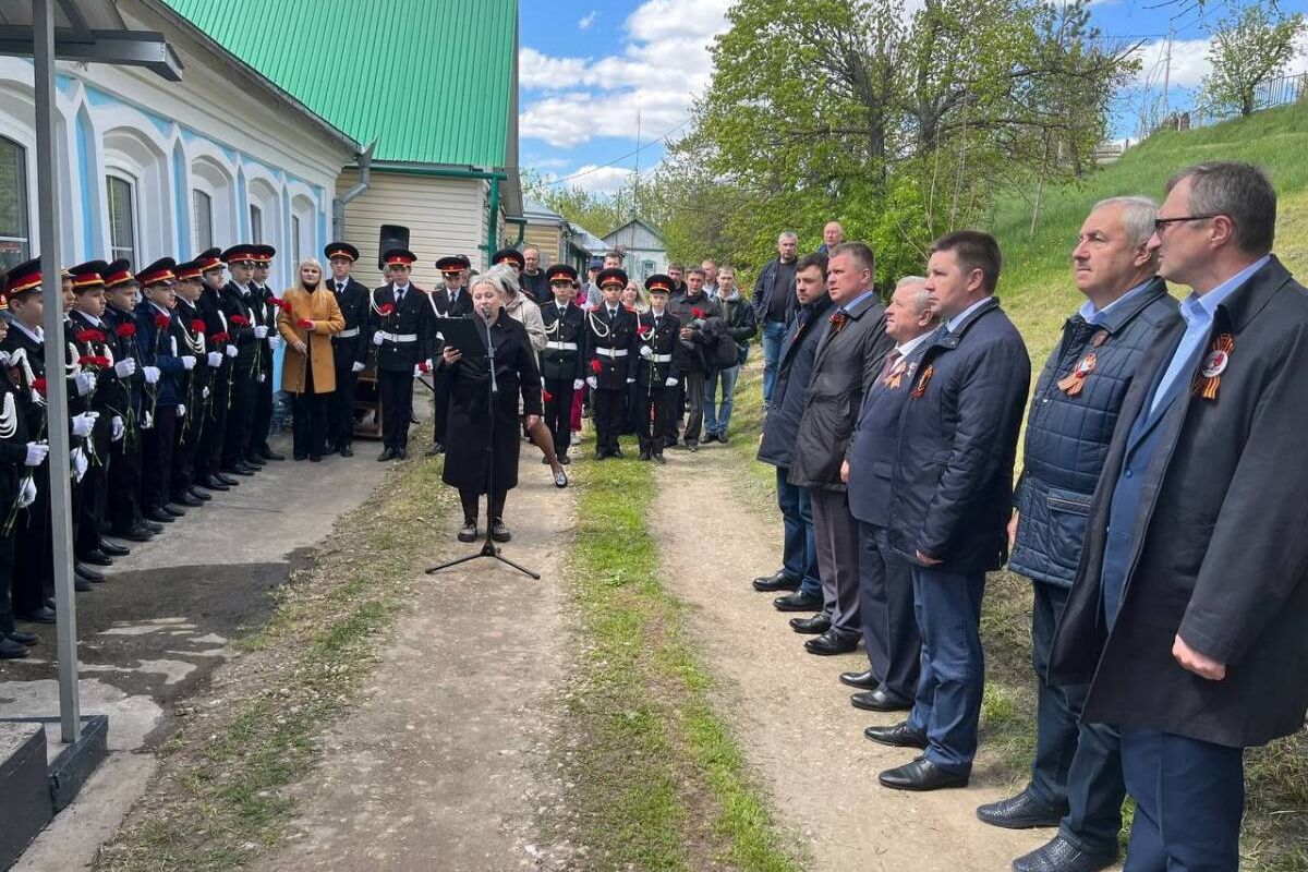 В Лебедяни открыли мемориальную доску в честь депутата Госдумы Николая  Борцова