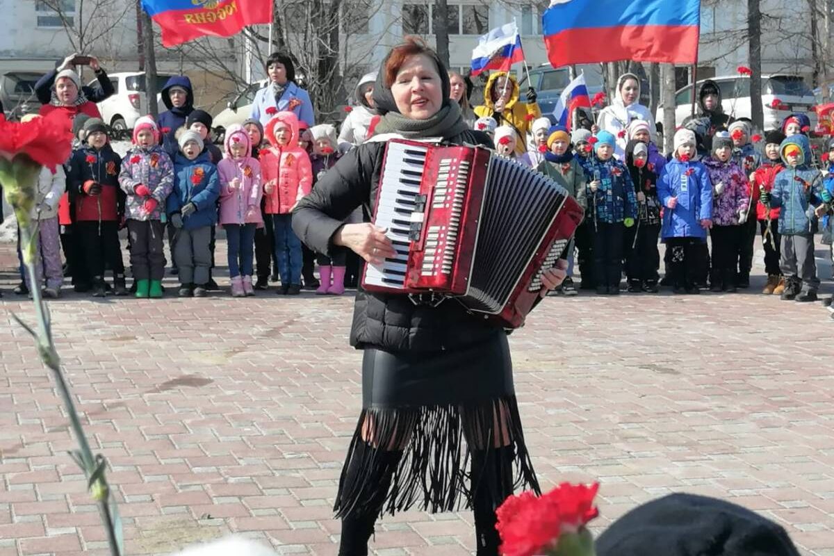 Воспитанники магаданских детских садов спели «Катюшу» | 05.05.2023 |  Магадан - БезФормата