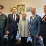 Местные отделения «Единой России» поздравили ветеранов с праздником Победы