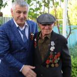 Депутат Госдумы Абдулхаким Гаджиев поздравил ветеранов Великой Отечественной войны с Днём Победы