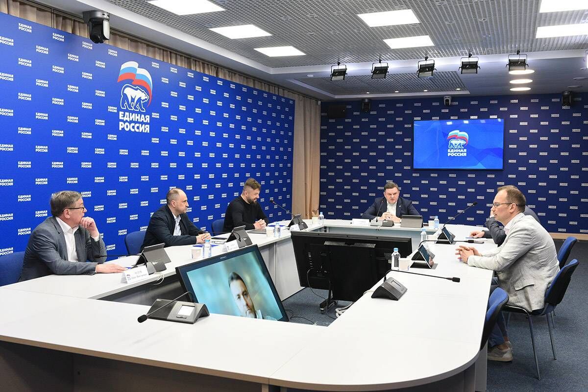Эксперты ИТ-отрасли подтвердили готовность системы предварительного голосования «Единой России»