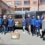 9 Мая «Единая Россия» в Прикамье передала автомобиль УАЗ для нужд СВО представителям добровольческого отряда «БАРС»