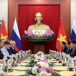 «Единая Россия» и Коммунистическая партия Вьетнама договорились о содействии упрочению мира и безопасности