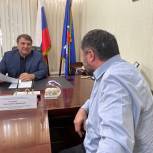 Депутат ГД Сайгидпаша Умаханов провел прием граждан в Региональной общественной приемной Партии