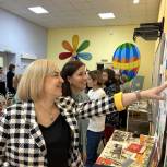 Война и мир глазами детей Донбасса: в Сыктывкаре проходит выставка рисунков детей из города Ровеньки