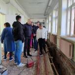 Депутат Госдумы Лариса Буранова осуществила проверку хода капремонта в Ижевской школе №63