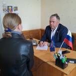 Алексей Марьин выслушал обращения жителей Тамалинского района