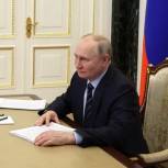 Президент поддержал выдвижение губернатора Новосибирской области Андрея Травникова на новый срок