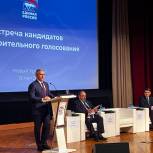 Александр Моор ответил на актуальные вопросы ямальцев в ходе визита в Новый Уренгой