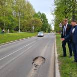 Депутаты «Единой России» проверяют качество дорог во Владимире, отремонтированных в рамках гарантийных обязательств