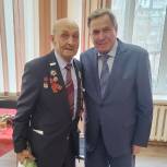 Владимир Городецкий поздравил ветерана Великой Отечественной войны с наступающим Днем Победы