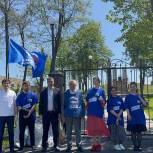Активисты «Единой России» в г. Назрань провели масштабный субботник по уборке памятных мест и воинских захоронений