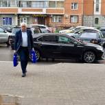 Депутат Мособлдумы Тарас Ефимов навестил семью мобилизованного из Балашихи