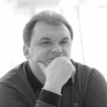 Политолог Александр Чернявский: Единая Россия» всегда отличалась тем, что консолидировала вокруг себя представителей различных сфер