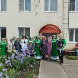 В Большеигнатовском районе партийцы вручили призы на празднике, посвященном Дню соседей