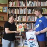 Областная детская библиотека пополнилась сотнями новых изданий