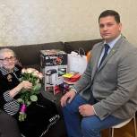 Депутат гордумы Ростова Никита Паремузов помог организовать концерт для ветерана