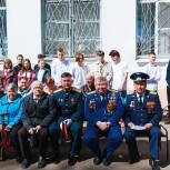 Костромские сторонники поздравили с приближением Дня Победы ветеранов и жителей поселка Первомайский
