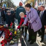 Депутаты-единороссы приняли участие в Линейке памяти
