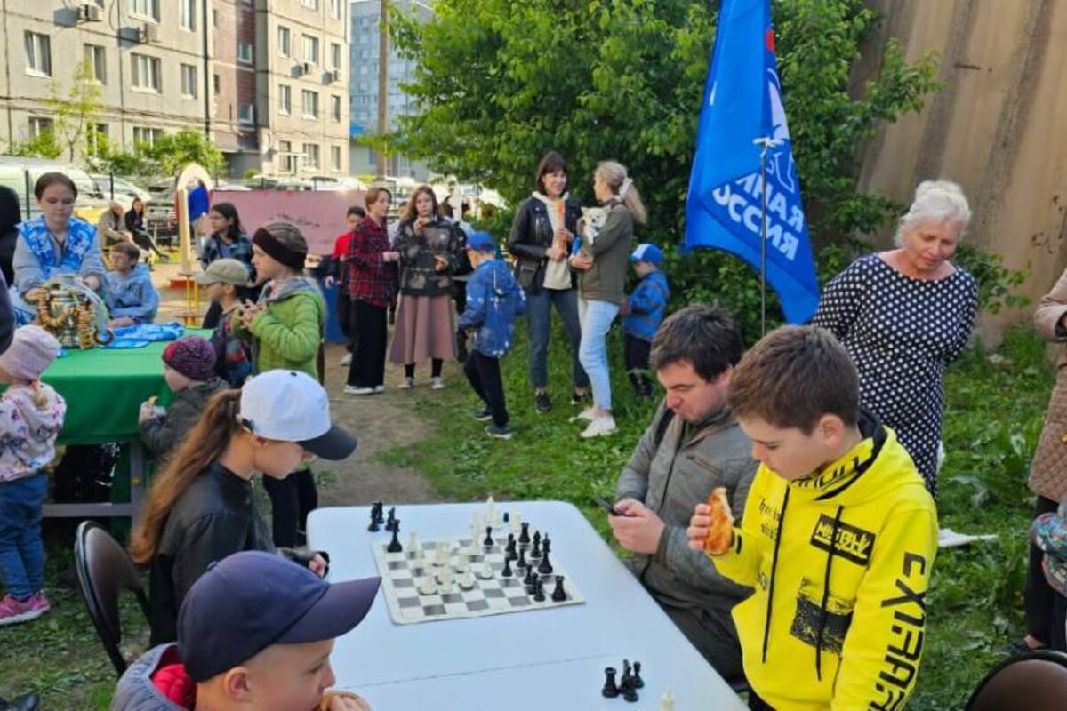 Пятницу во Владивостоке отметили по-соседски