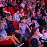 В Грозном «Единая Россия» организовала поход в цирк для детей